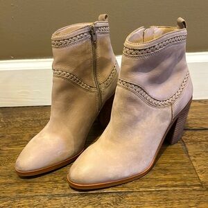 Aldo 8.5 Tan Suede Boots with Braid detail, like new